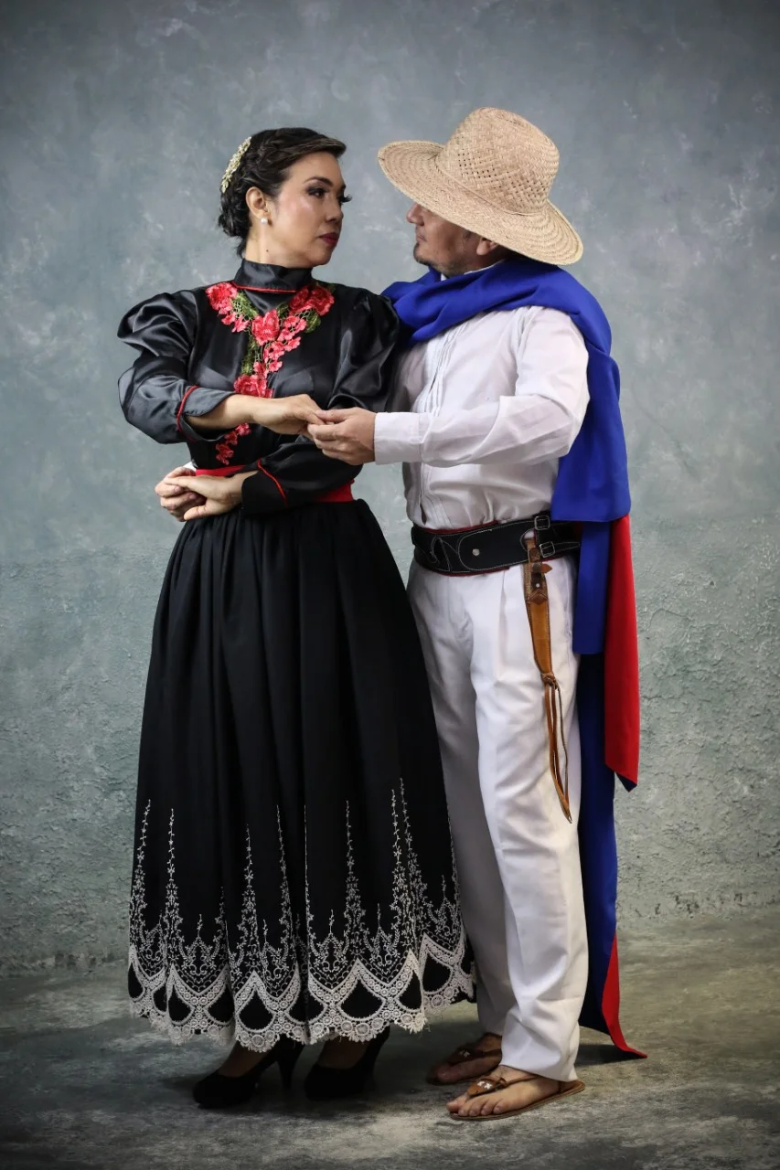 Traje de Joropo de Finales del Siglo XIX - Hombre y Mujer